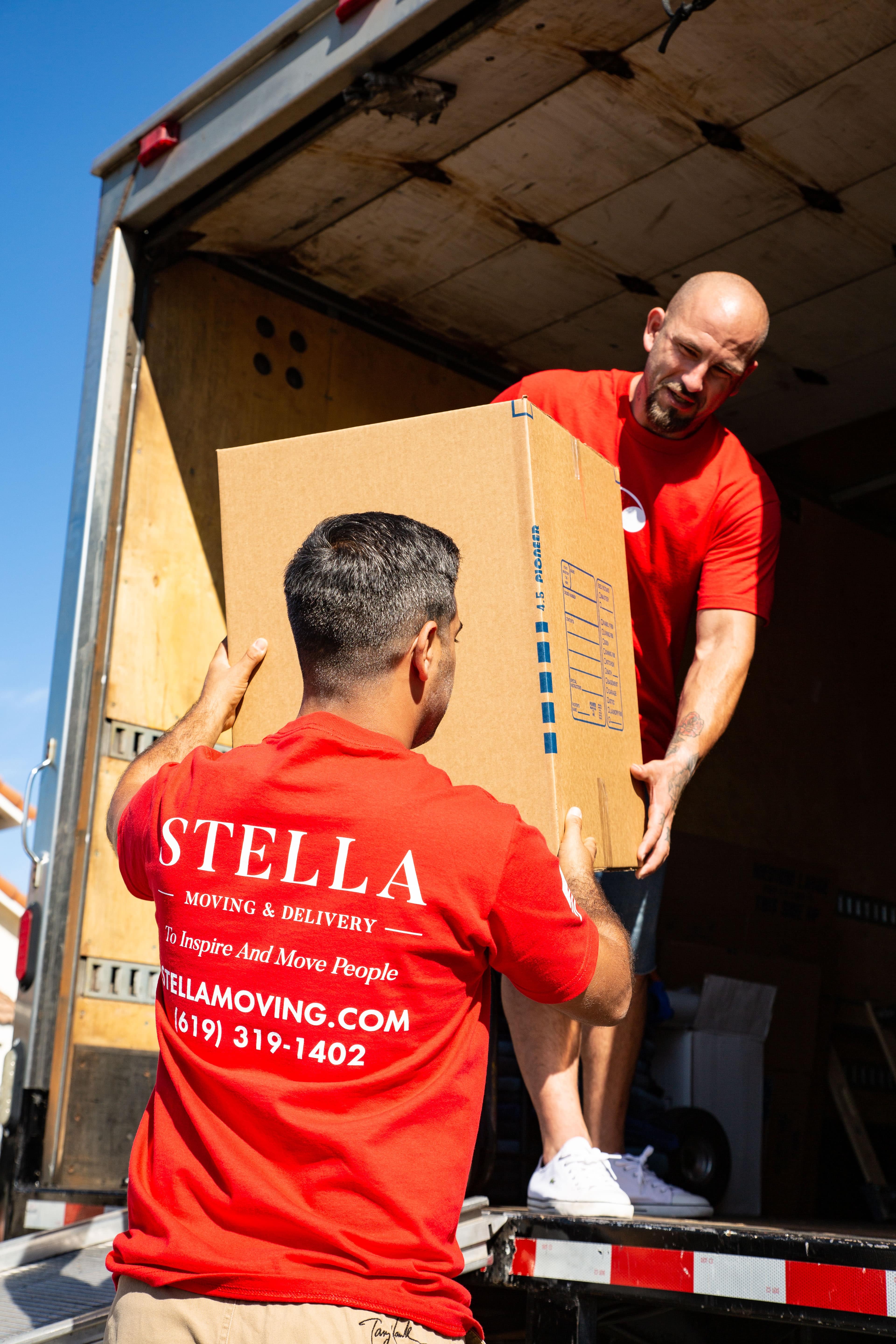 Prompt Moving Helper Services in Long Beach, CA Fast and Efficient Labor Moving in Long Beach, CA